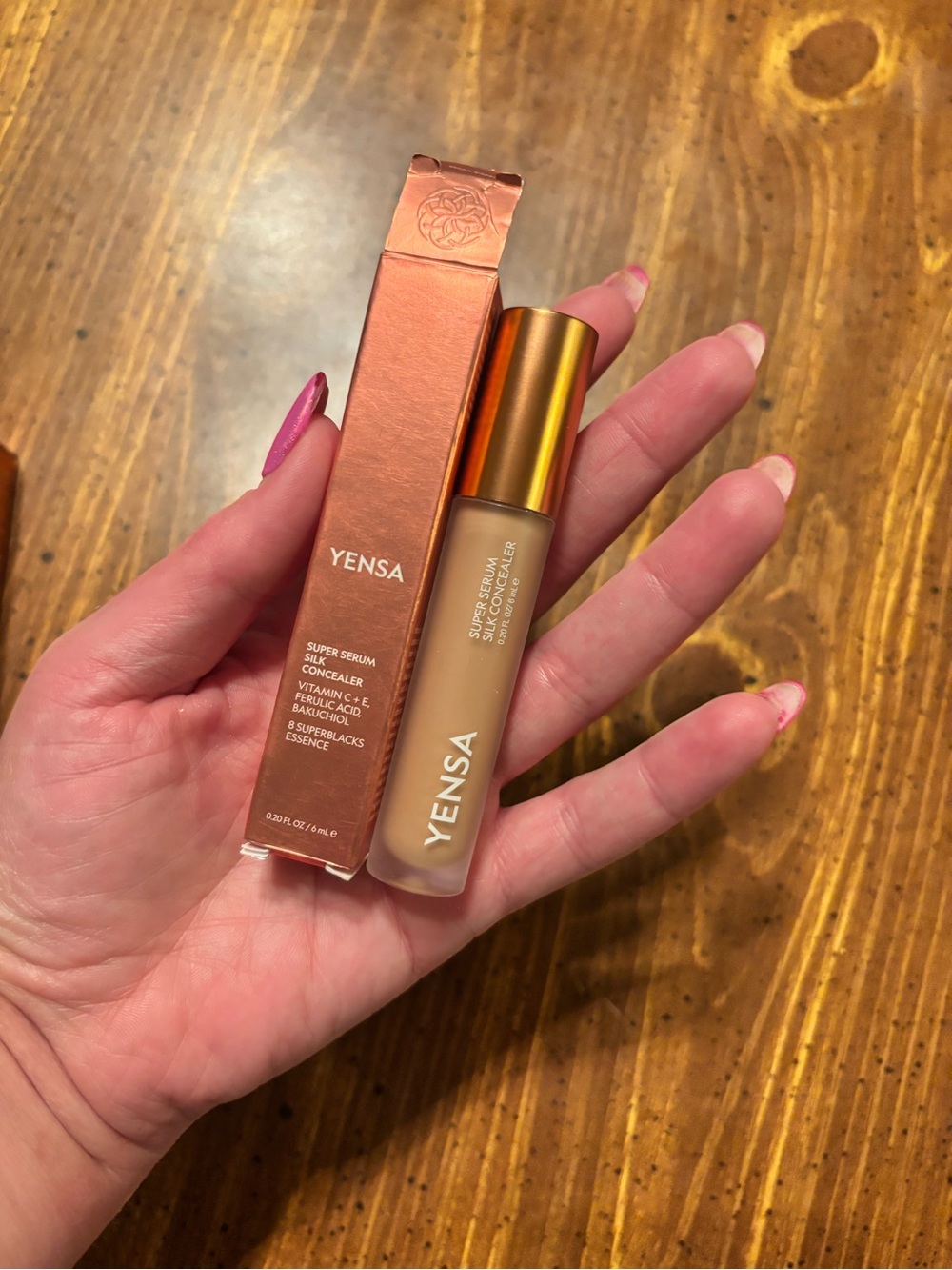 Super Serum Silk Concealer - Medium (Warm Beige)